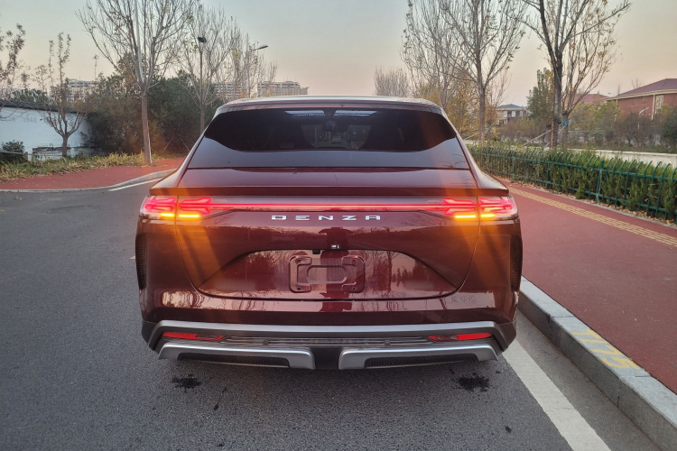 腾势N7 2023款 长续航性能Max版车身外观6003