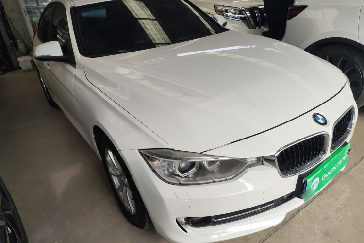 宝马3系 2015款 316i 进取型车身外观6002