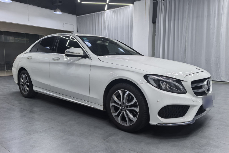 奔驰C级 2017款 改款 C 180 L 时尚型运动版车身外观6003