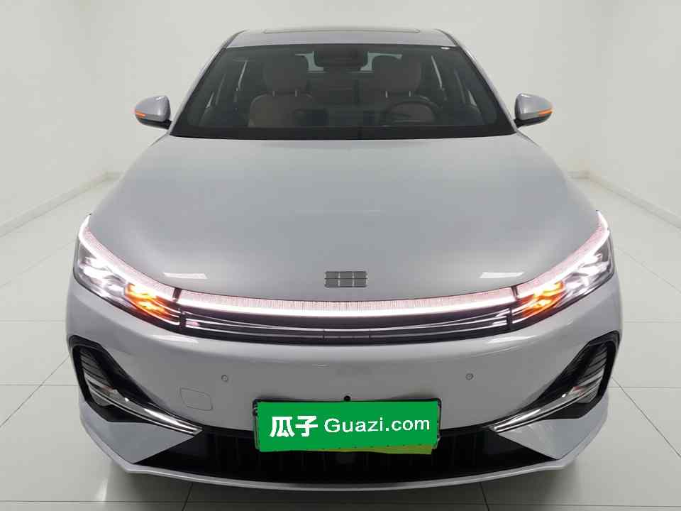吉利银河 银河A7 2025款 EM-i 150km 探索+版(1)