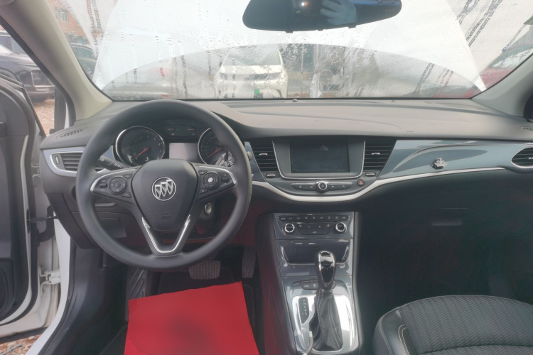 别克 威朗 2016款 两厢 15S 自动领先型中控内饰7002