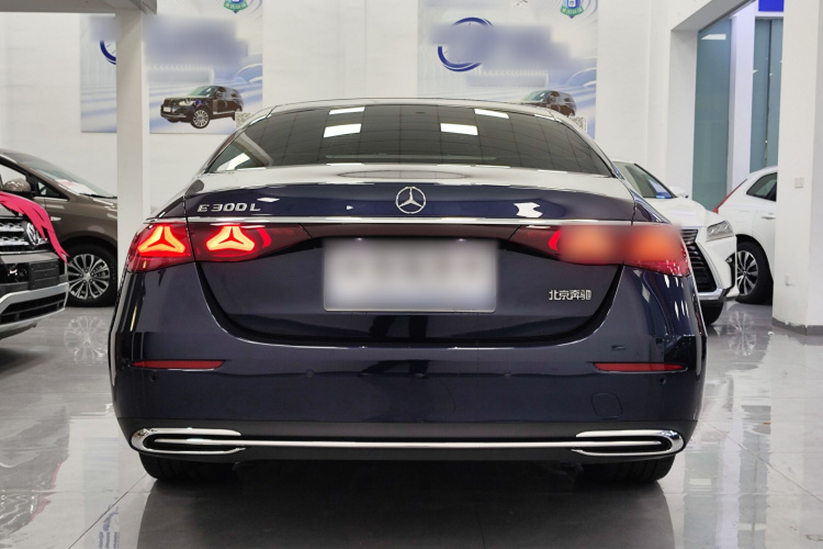 奔驰E级 2024款 E 300 L 时尚型车身外观6006