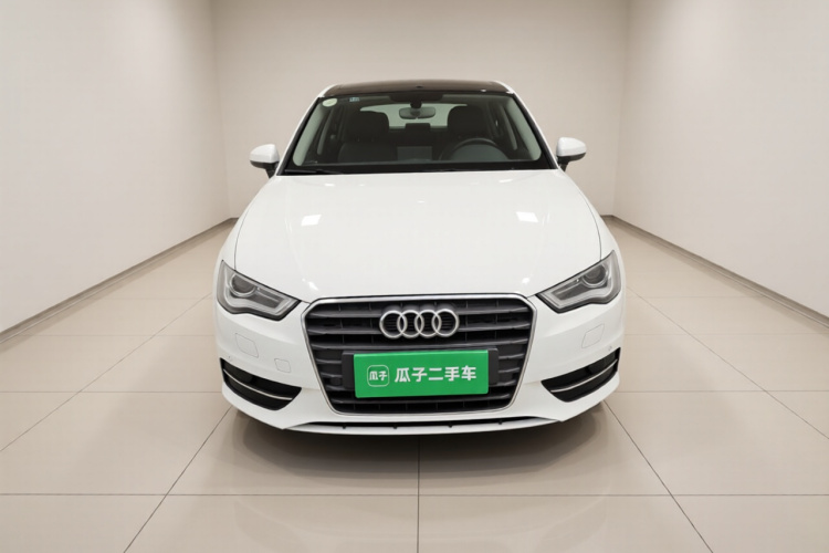 奥迪A3 2016款 Sportback 35 TFSI 领英型车身外观2