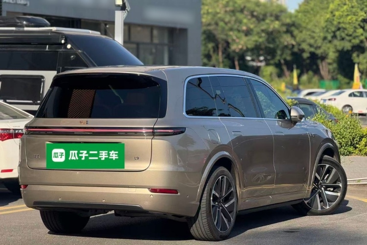 理想汽车 理想L9 2022款 Max车身外观7