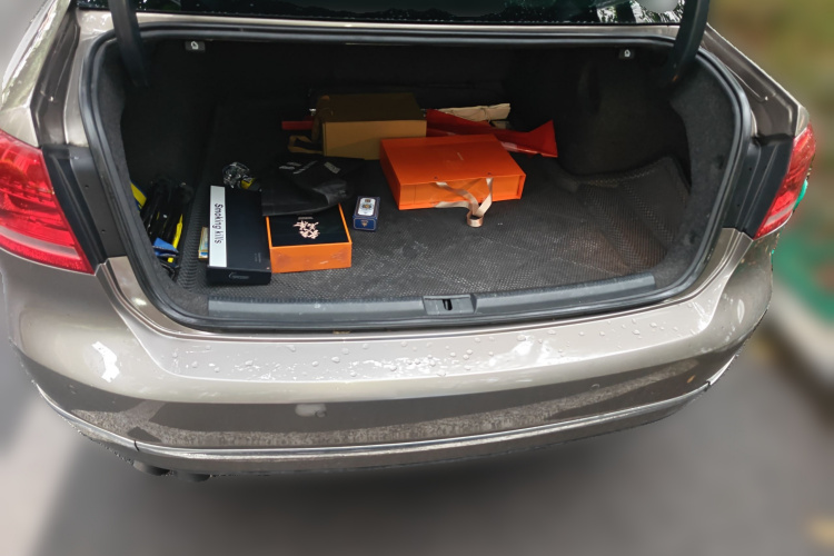 大众 帕萨特 2011款 2.0TSI DSG至尊版局部细节23