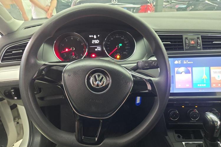 大众 凌渡 2018款 230TSI DSG风尚版中控内饰13