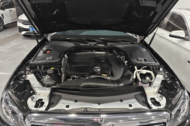 奔驰E级 2020款 改款 E 260 L局部细节24