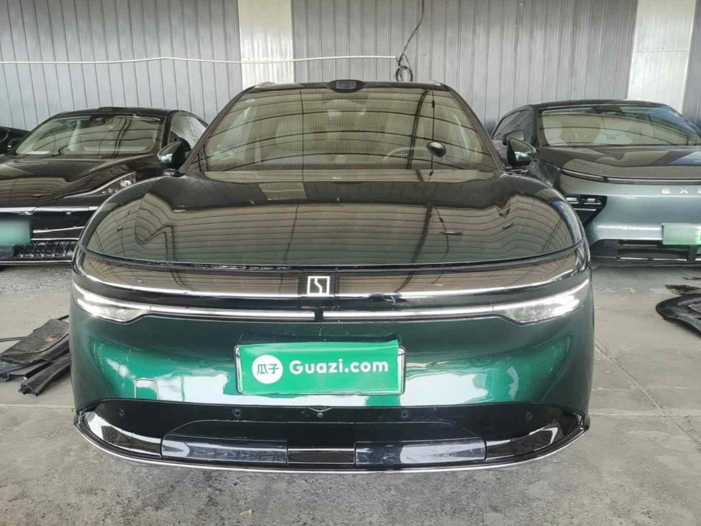 极氪7X 2025款 100kWh 长续航后驱智驾版(1)