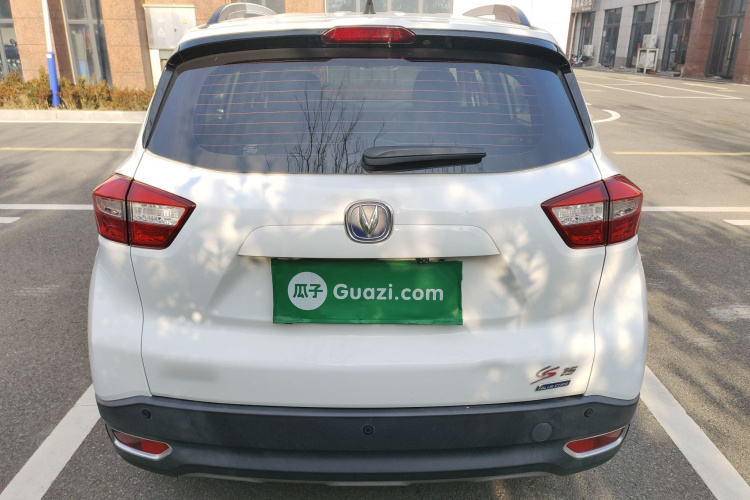 长安CS15 2017款 1.5L 自动豪华天窗版车身外观6004