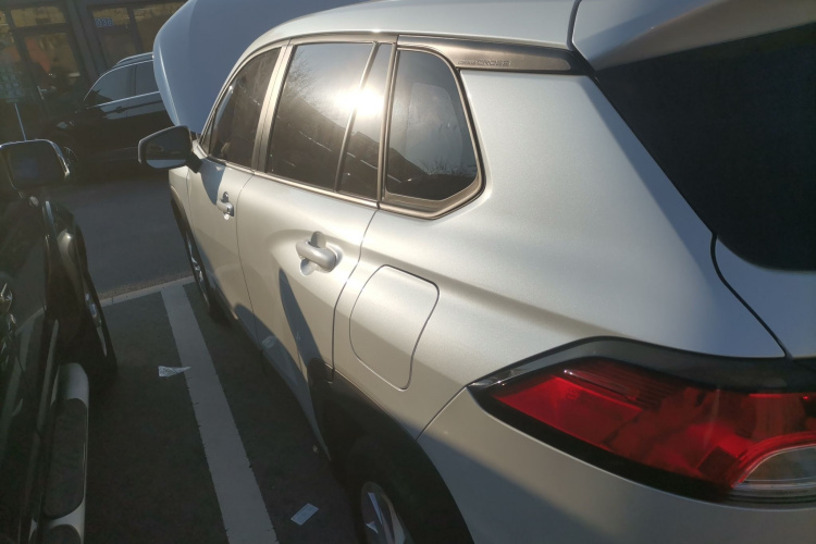 丰田 卡罗拉锐放 2022款 2.0L 先锋版车身外观6003