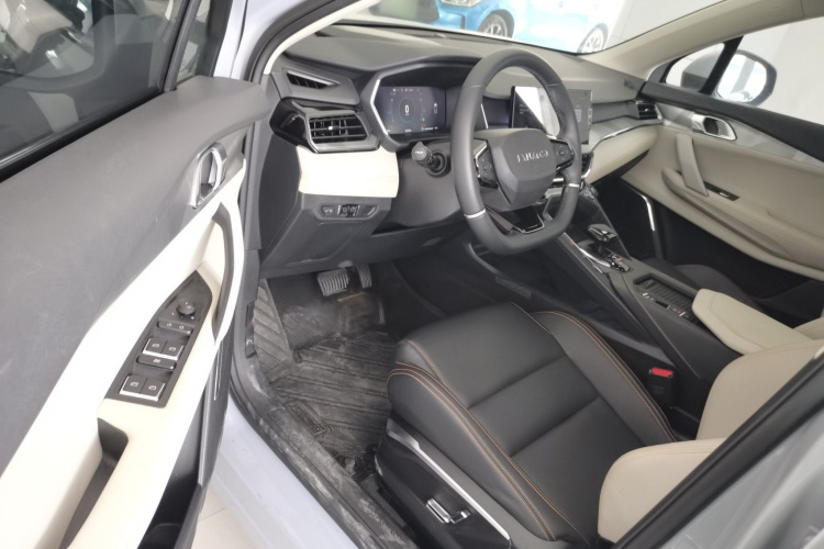 领克06 EM-P 2022款 PHEV 84KM续航版 Pro中控内饰20