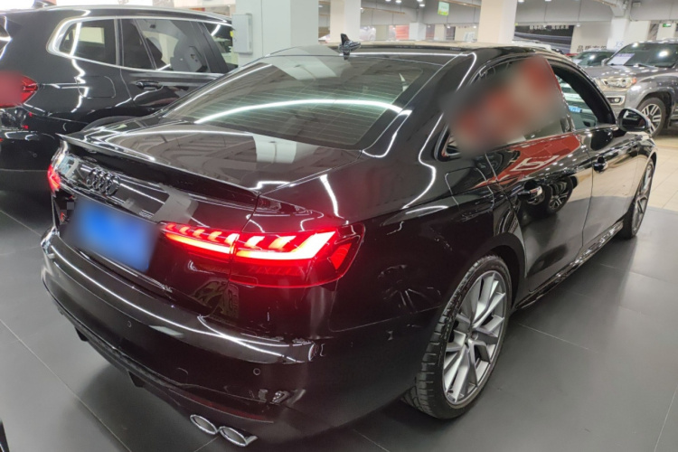 奥迪S4 2024款 S4 3.0TFSI车身外观6005