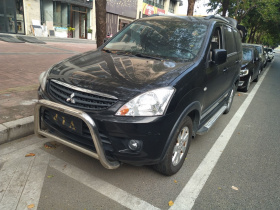 三菱 君阁 2011款 2.0L 自动挡豪华型