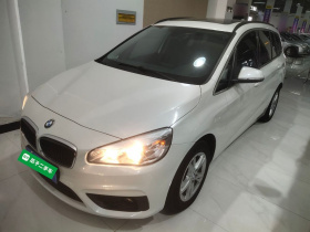 宝马2系多功能旅行车 2015款 218i 领先型