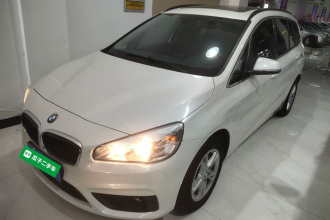 宝马2系多功能旅行车 2015款 218i 领先型