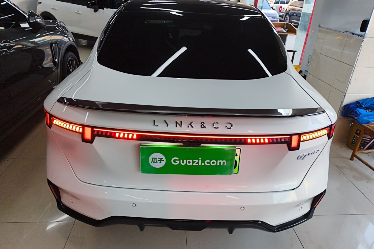 领克07 2024款 EM-P 126长续航 Ultra车身外观6004