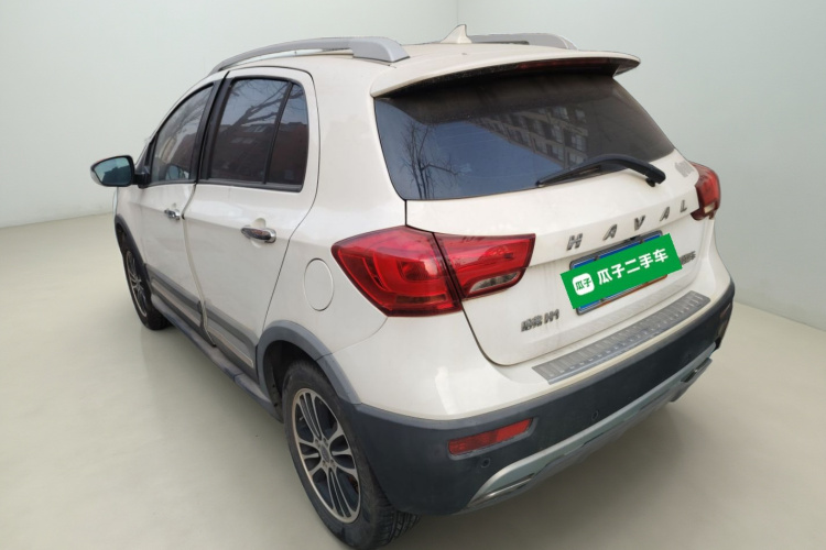 哈弗H1 2015款 1.5L AMT豪华型车身外观5
