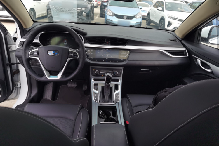 吉利汽车 帝豪 2018款 1.5L CVT向上互联版中控内饰12