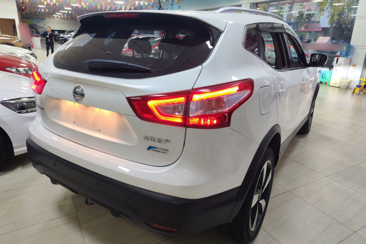 日产 逍客 2017款 2.0L CVT豪华版 国V车身外观6005