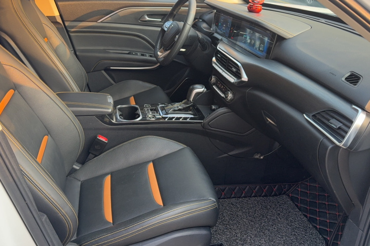 奔腾T77 2019款 230 TID 自动豪华型 国V局部细节41