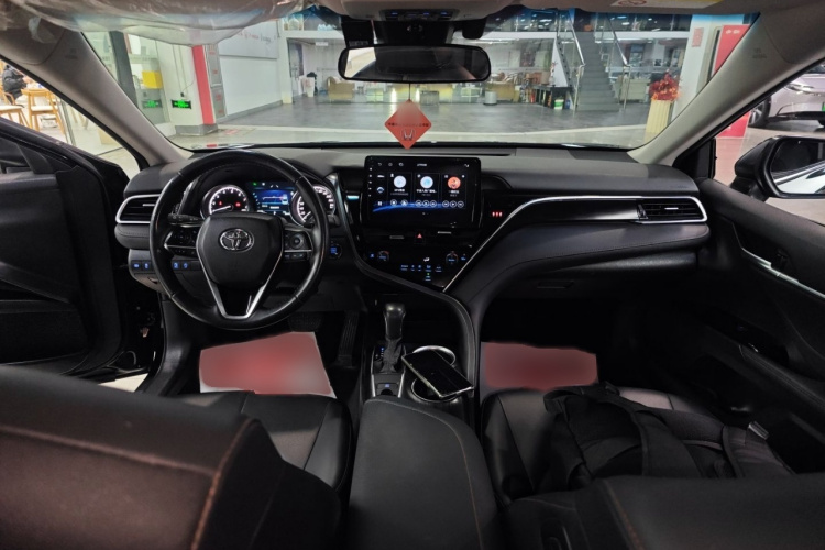 丰田 凯美瑞 2021款 2.0G 豪华版中控内饰7002