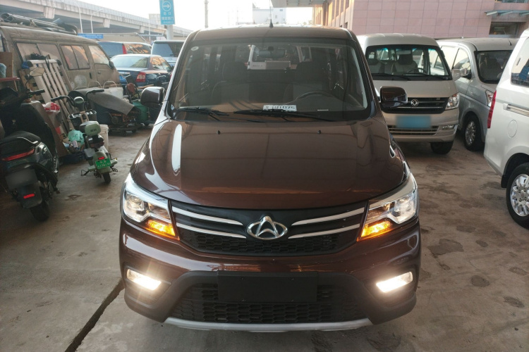 长安凯程 2021款 1.5L欧诺S智享版双蒸空调客车JL473QG车身外观2