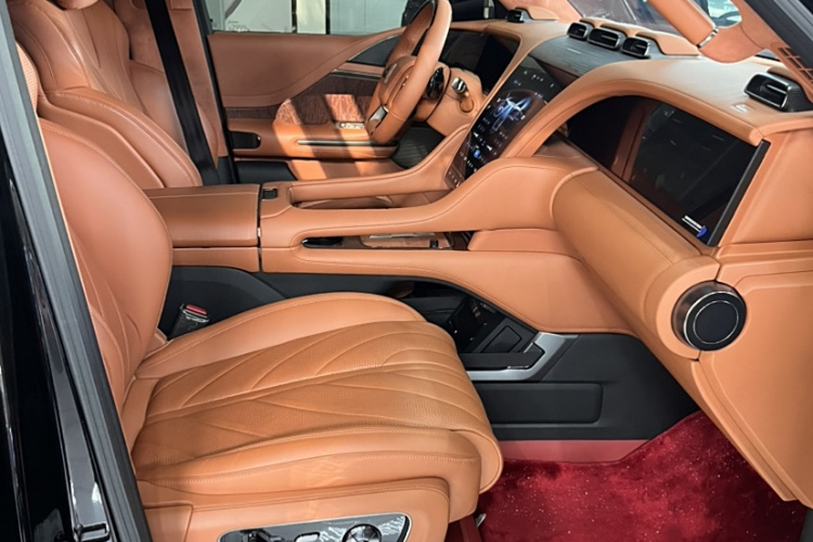 仰望U8 2023款 豪华版车身外观6005