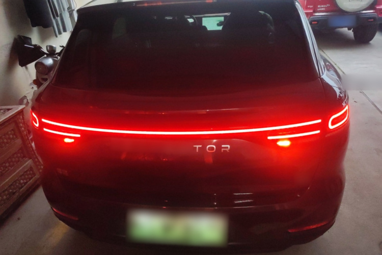 零跑汽车 零跑C11 2023款 纯电 580四驱性能版车身外观6