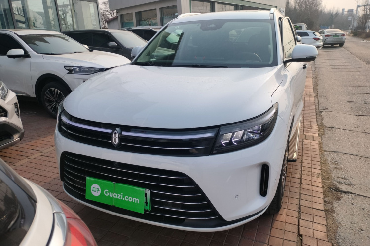 鸿蒙智行 问界M7 2022款 1.5T 四驱旗舰版车身外观2