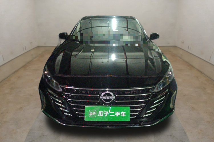 日产 天籁 2022款 2.0T XL 进享版车身外观2