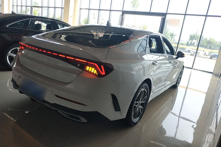 起亚K5 2021款 270T CVVD 时尚版车身外观6005