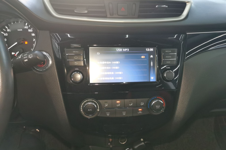 日产 逍客 2017款 2.0L CVT豪华版 国V局部细节16