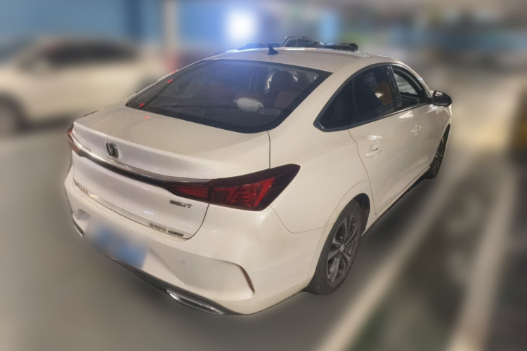 长安 逸动 2021款 PLUS 蓝鲸NE 1.4T GDI DCT尊贵型车身外观7