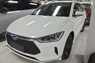 比亚迪e2 2021款 豪华型