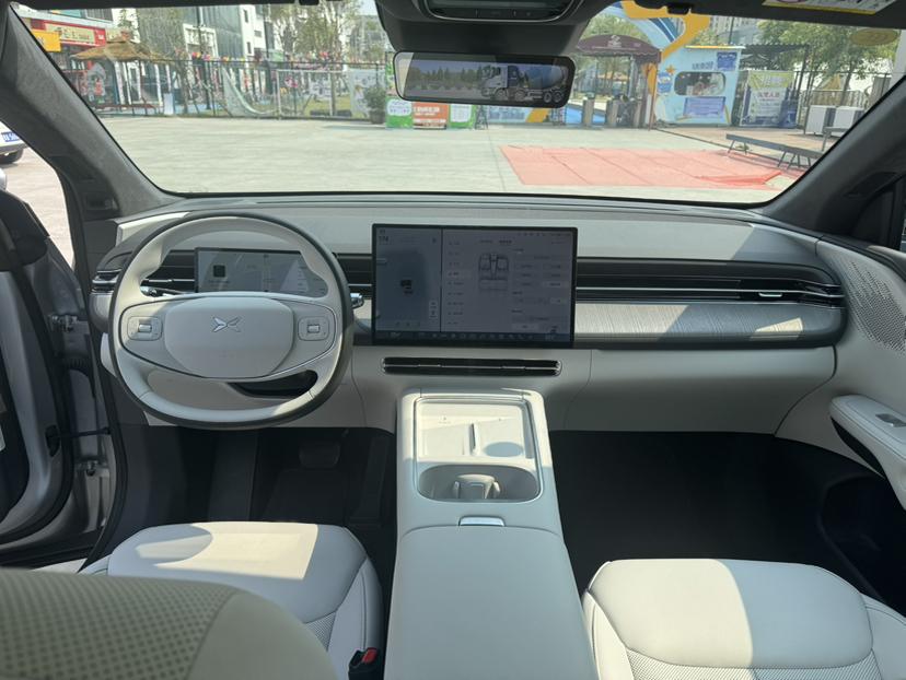 小鹏G6 2025款 625 长续航 Max 旗舰版