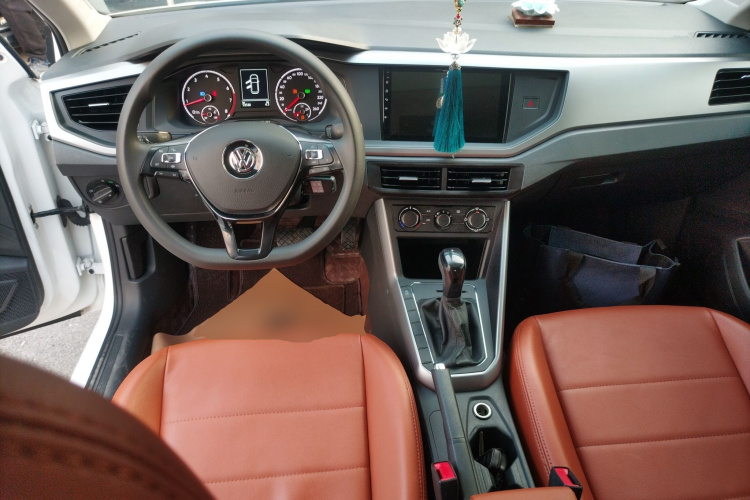 大众 Polo 2019款 Plus 1.5L 自动全景乐享版中控内饰12