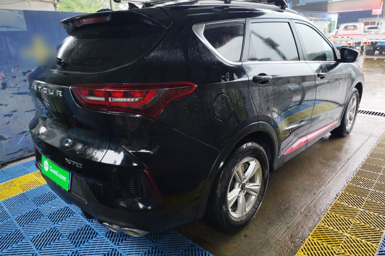 捷途X70 2023款 1.5T 手动超越版 7座车身外观7