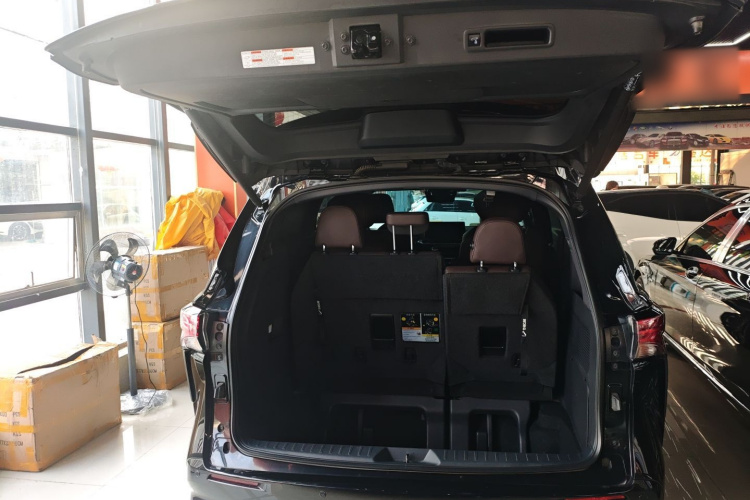 丰田 赛那SIENNA 2021款 2.5L混动 铂金版局部细节23