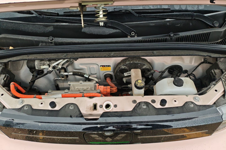 五菱汽车 宏光MINIEV 2022款 马卡龙臻享款 三元锂机舱底盘24