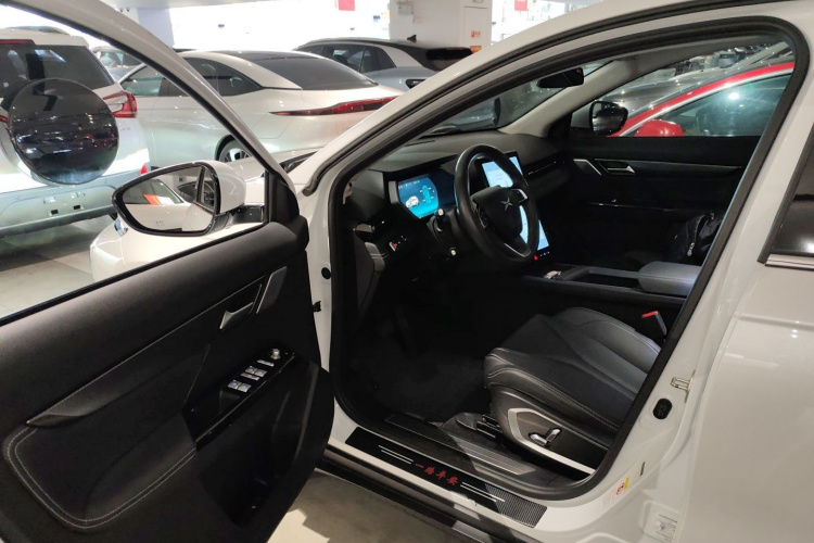 小鹏G3 2022款 G3i 460N+中控内饰20