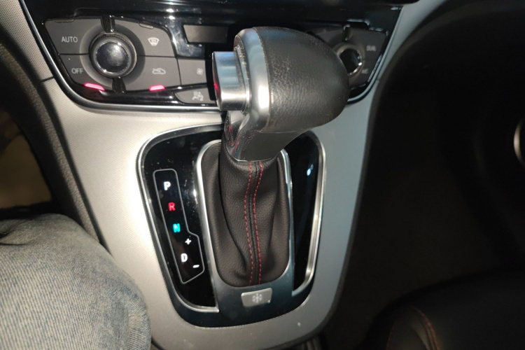 哈弗H6 2017款 红标 运动版 1.5T 自动两驱豪华型局部细节18