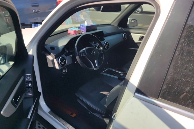 奔驰GLK级 2015款 GLK 300 4MATIC 时尚型 极致版中控内饰7003