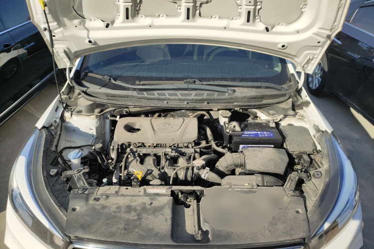 起亚K3 2016款 1.6L 手动GL机舱底盘24
