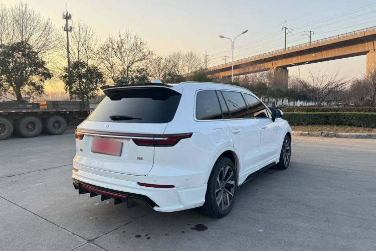 理想汽车 理想ONE 2021款 增程6座版车身外观6006