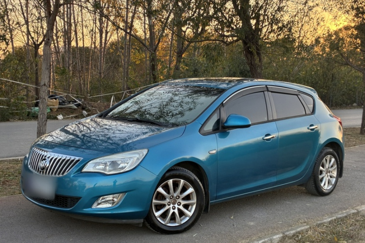 别克 英朗 2013款 XT 1.6L 自动时尚版车身外观6005