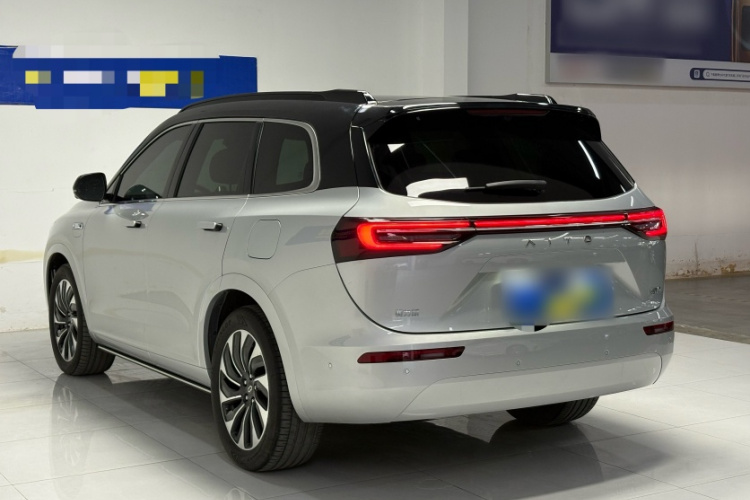 鸿蒙智行 问界M7 2024款 1.5T 智驾四驱Max版 5座车身外观6005