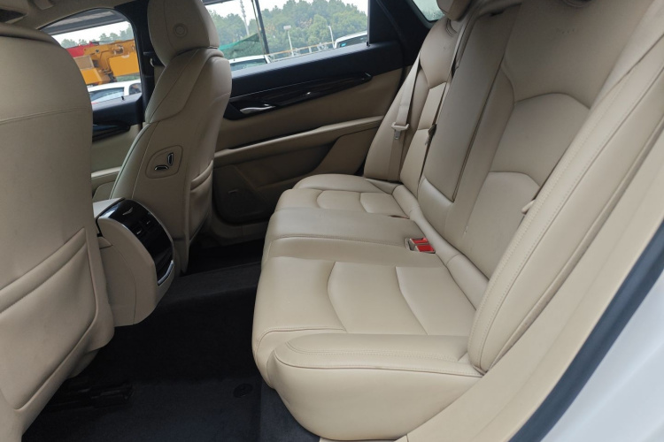 凯迪拉克CT6 2017款 28T 时尚型中控内饰21