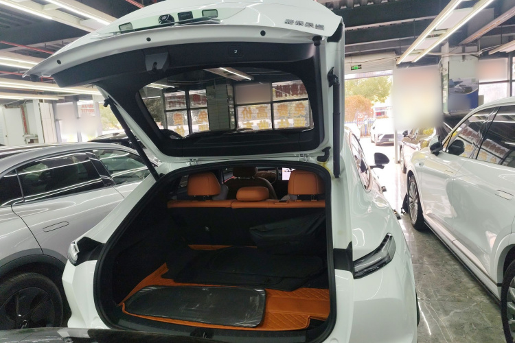 乐道L60 2024款 60kWh 后驱版机舱底盘23