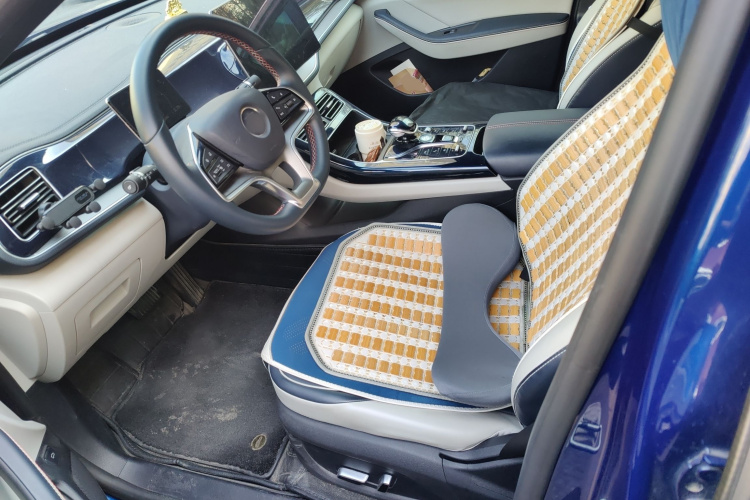 比亚迪 秦PLUS 2021款 DM-i 120KM 旗舰型中控内饰19