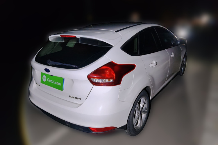 福特 福克斯 2017款 两厢 1.6L 手动舒适型智行版车身外观7